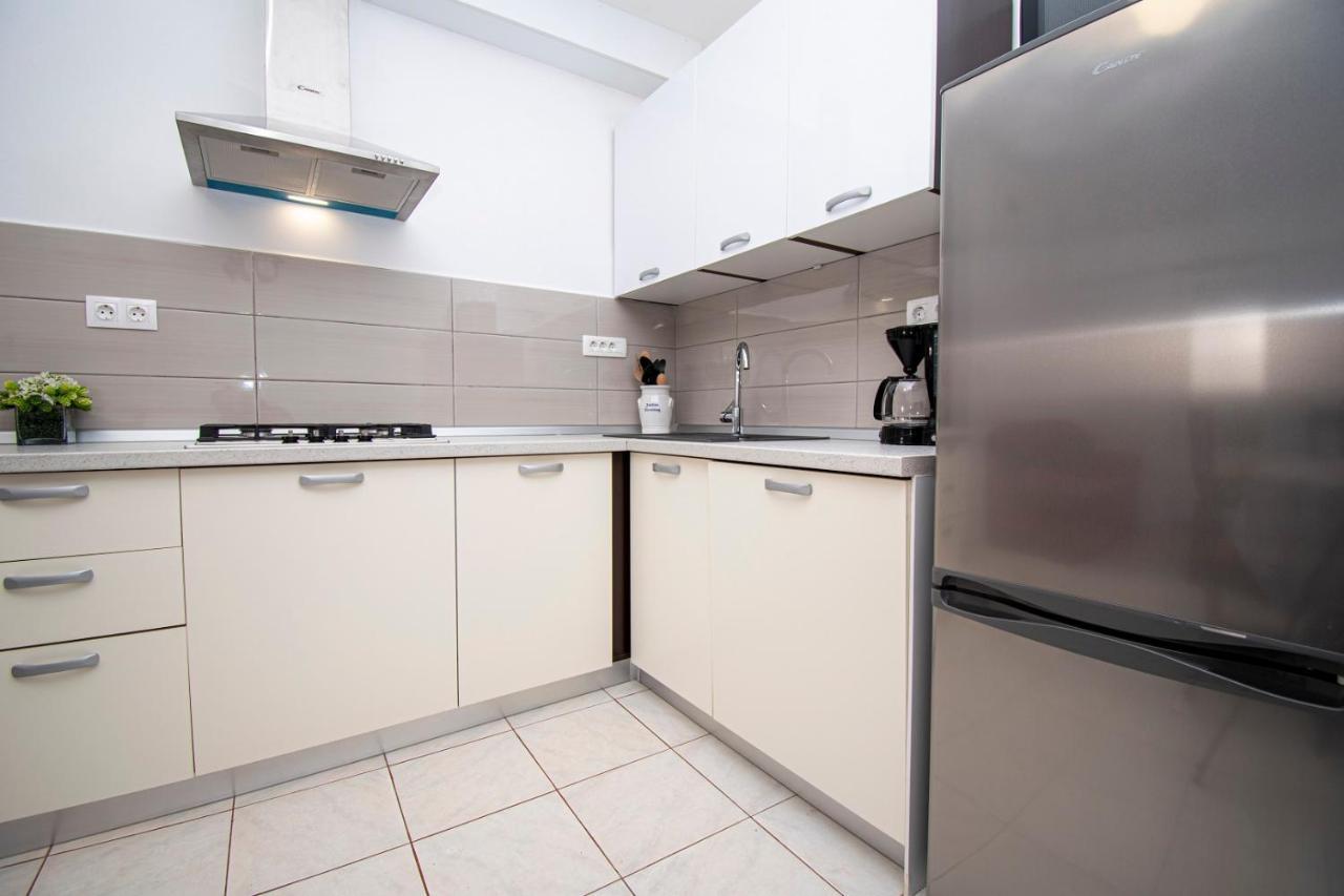 Suzana Apartma Pula